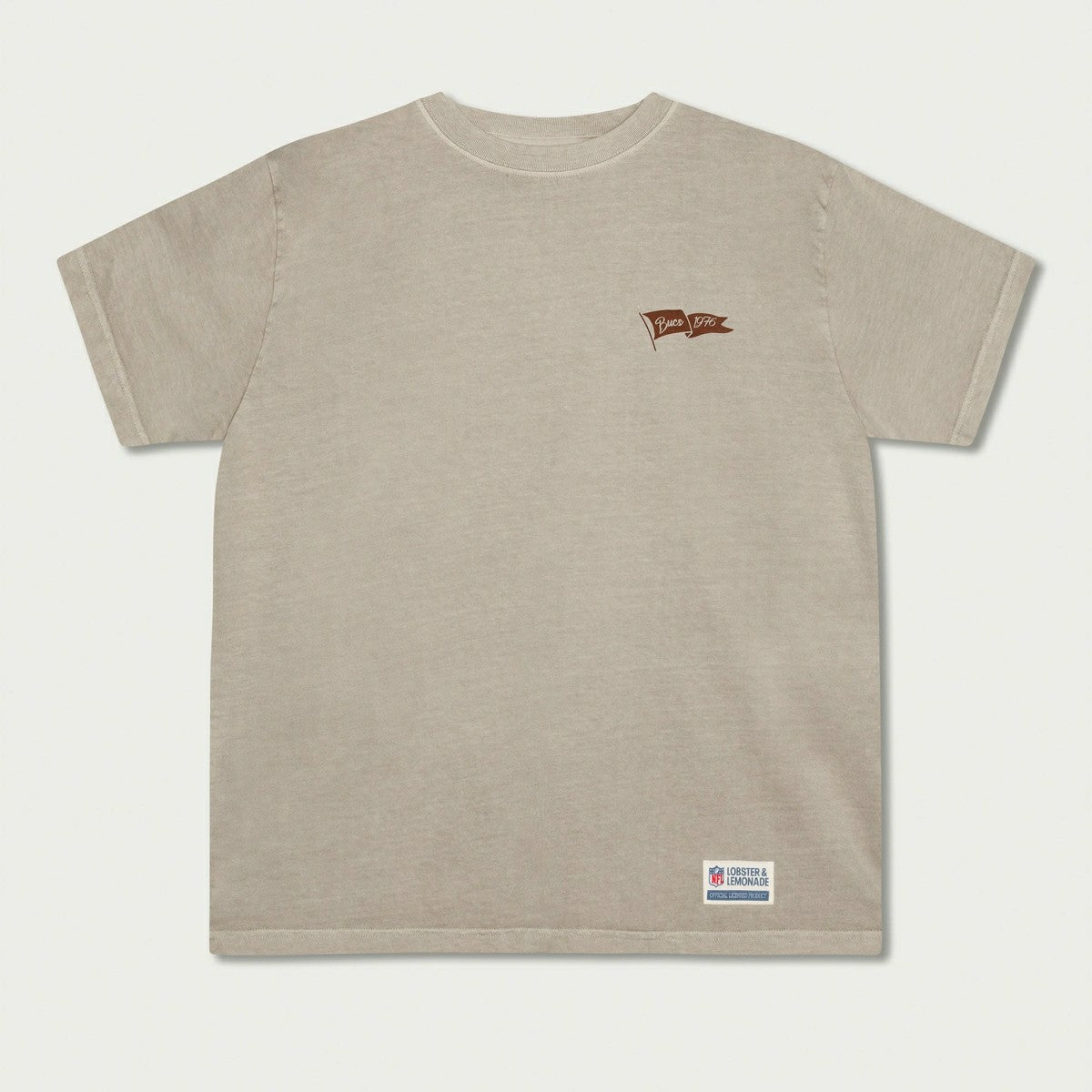 Tampa Bay Buccaneers L&L '89 Classics NFL T-Shirt Beige Lifestyle