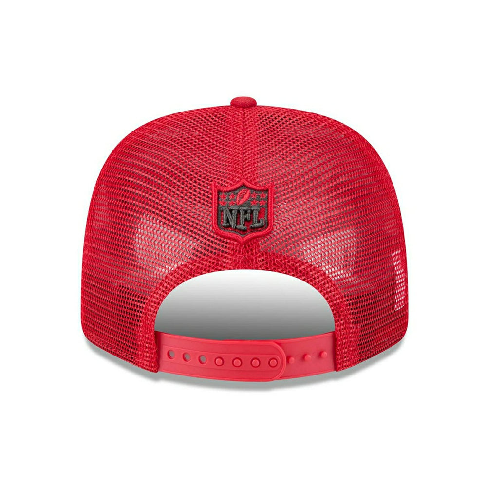 Tampa Bay Buccaneers New Era Stretch-Snap 9SEVENTY NFL Trucker Cap Red Fashion