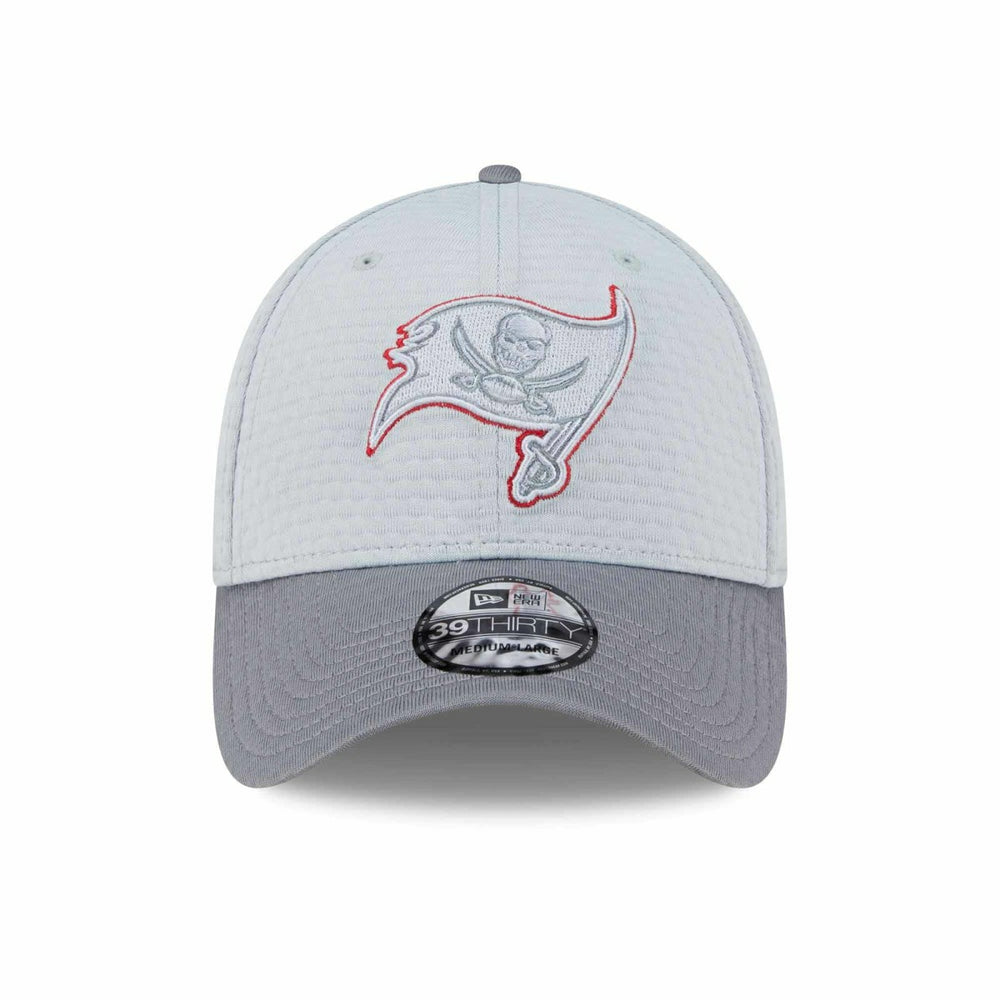 Tampa Bay Buccaneers 2024 NFL Training Camp New Era 39THIRTY Flex Cap Gray Classic