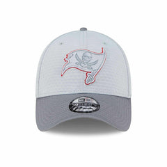 Tampa Bay Buccaneers 2024 NFL Training Camp New Era 39THIRTY Flex Cap Gray Classic