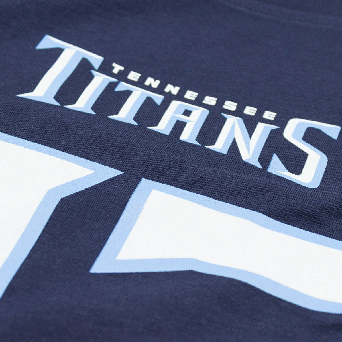 Derrick Henry #22 Tennessee Titans Iconic Player NFL T-Shirt Navy Taass US