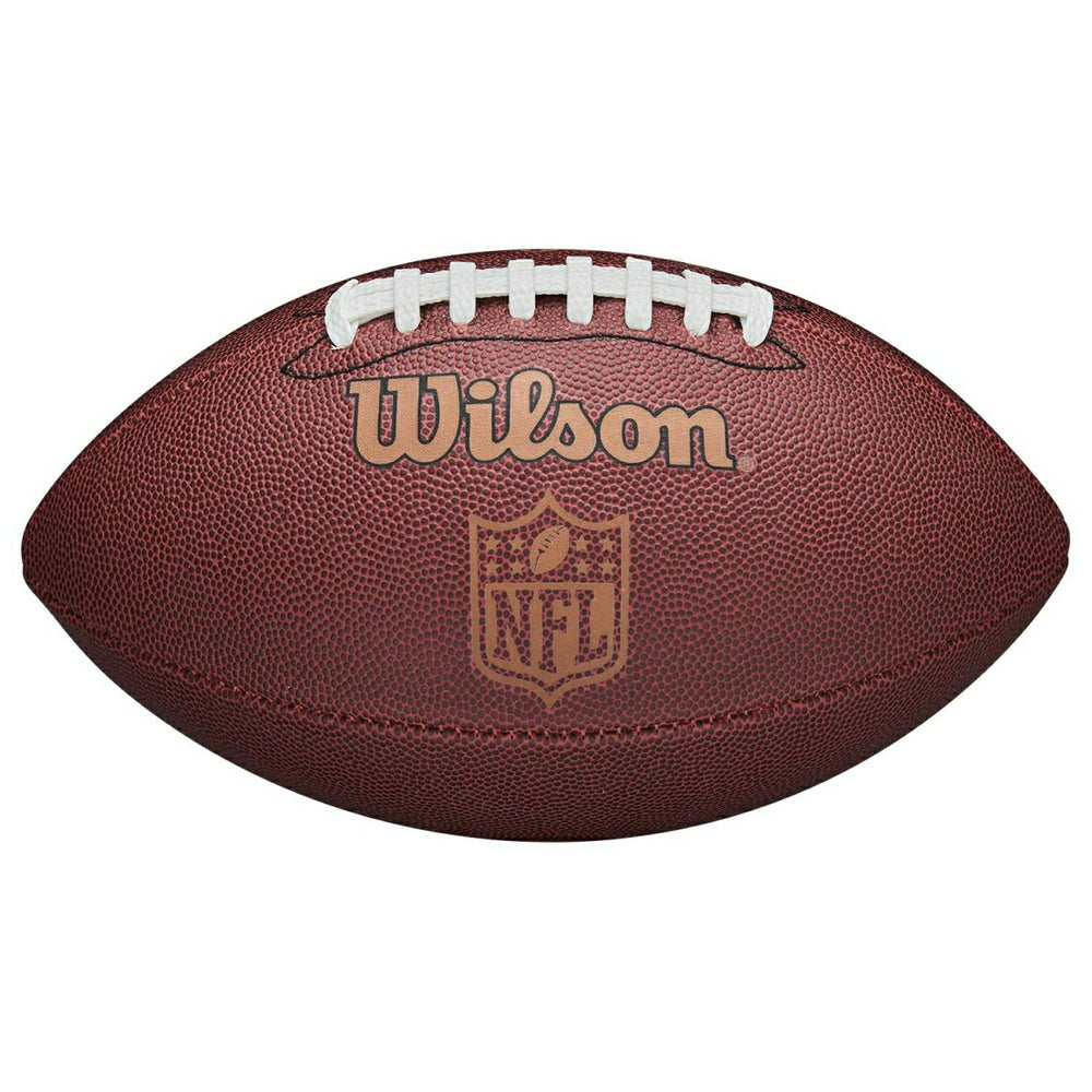 Wilson NFL Ignition Junior Football, Pump & Tee Set Lifestyle