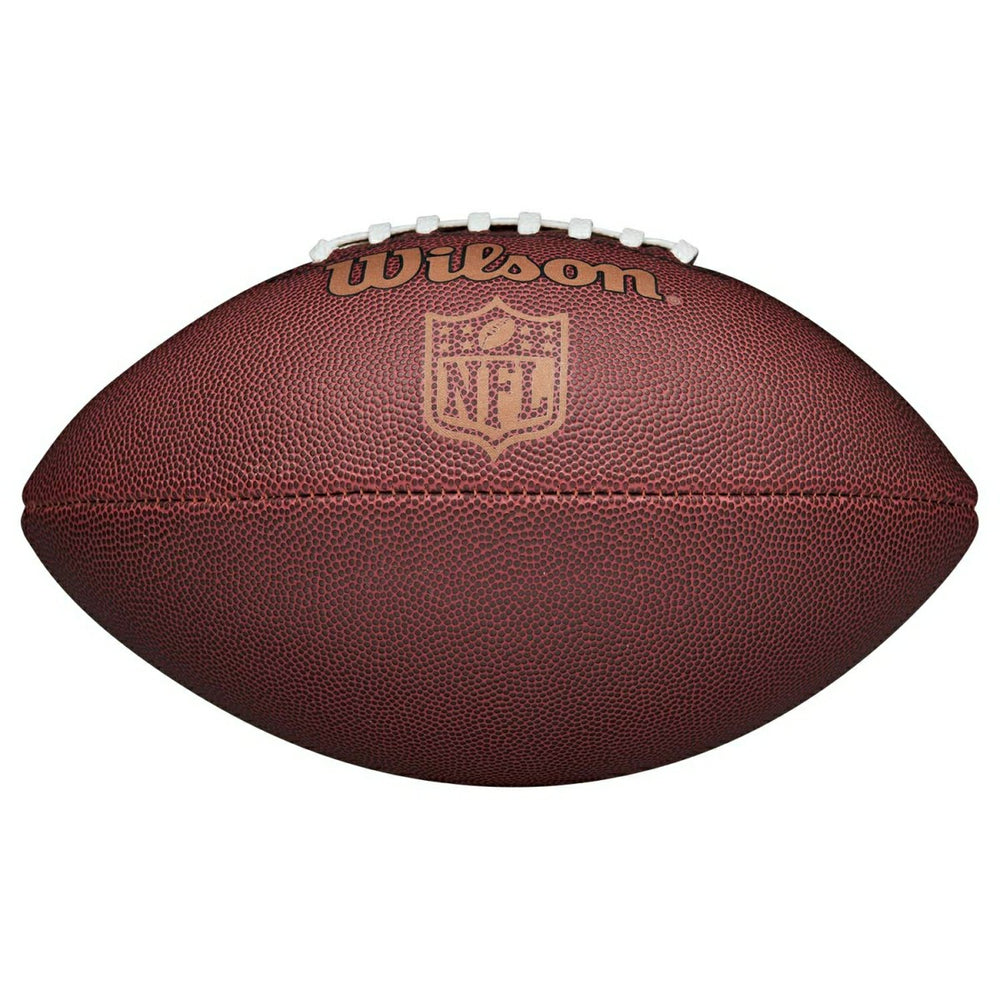 Wilson NFL Ignition Junior Football, Pump & Tee Set Lifestyle