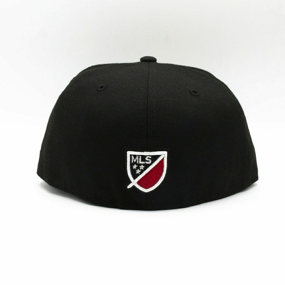 D.C. United Team Logo New Era 59FIFTY Fitted MLS Cap Lifestyle
