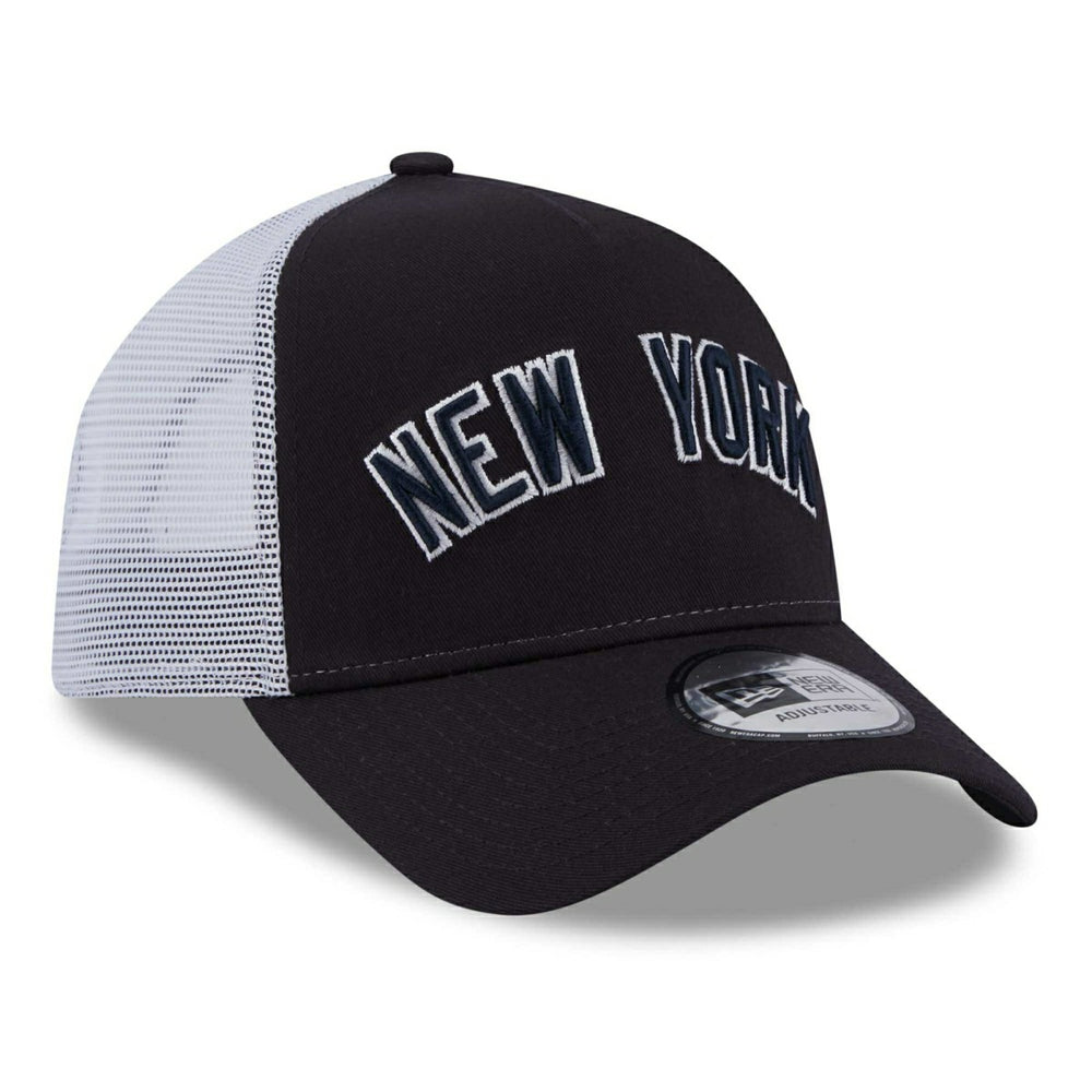 New York Yankees Team Script New Era Adjustable MLB Trucker Cap Taass for sale