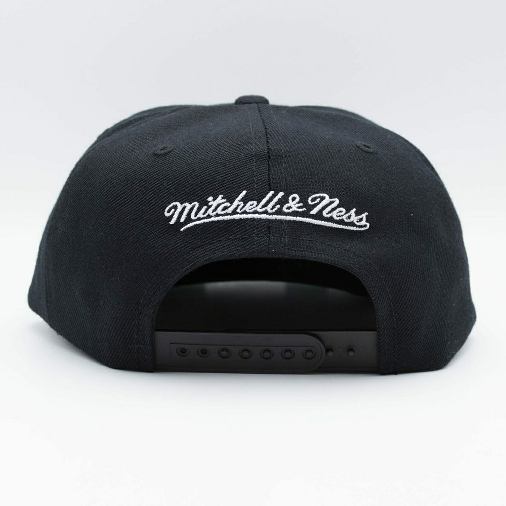 Los Angeles Lakers 2010 NBA Finals Mitchell & Ness Snapback Cap Black Lifestyle