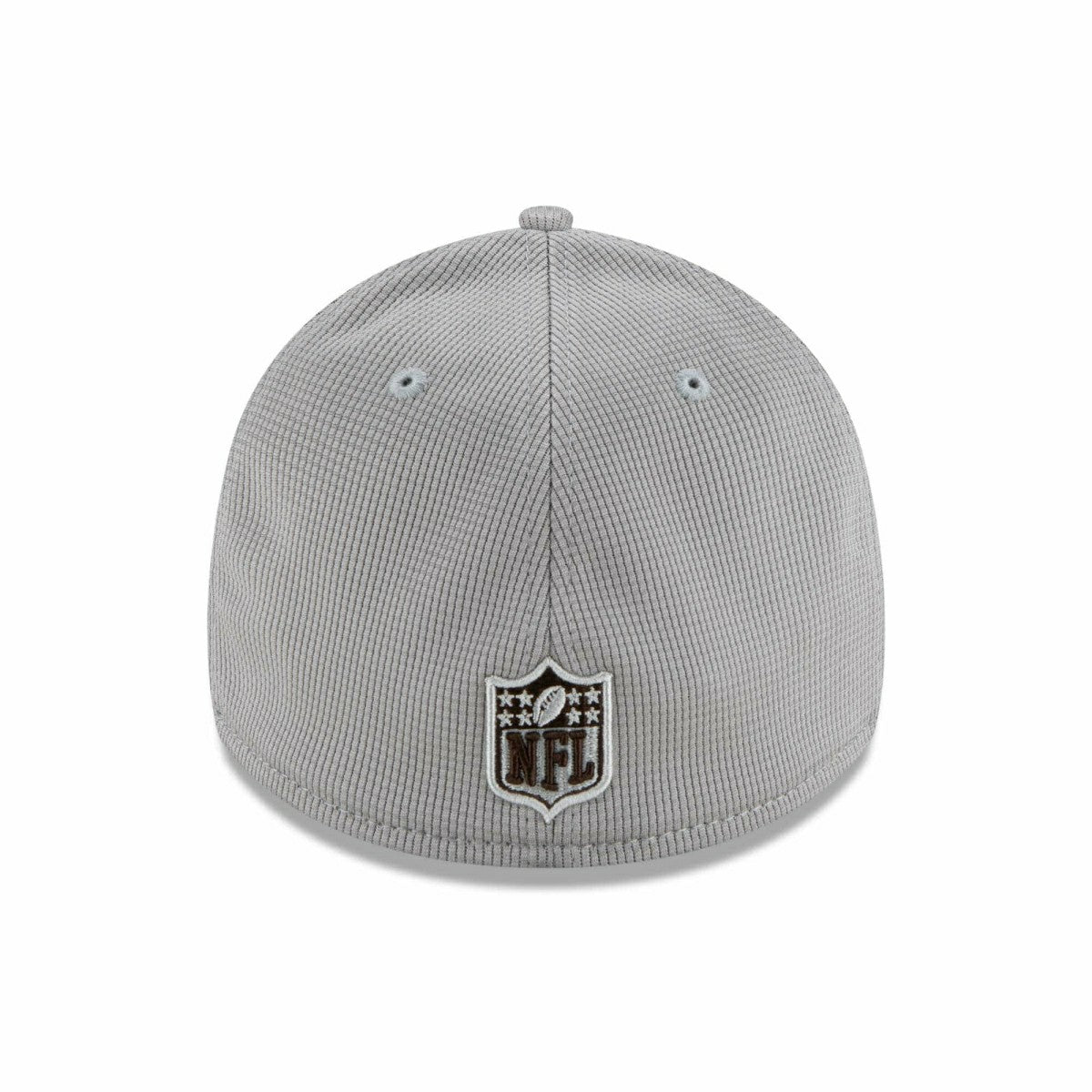 Cleveland Browns Gray 2021 NFL Sideline New Era 39THIRTY Flex Cap Lifestyle