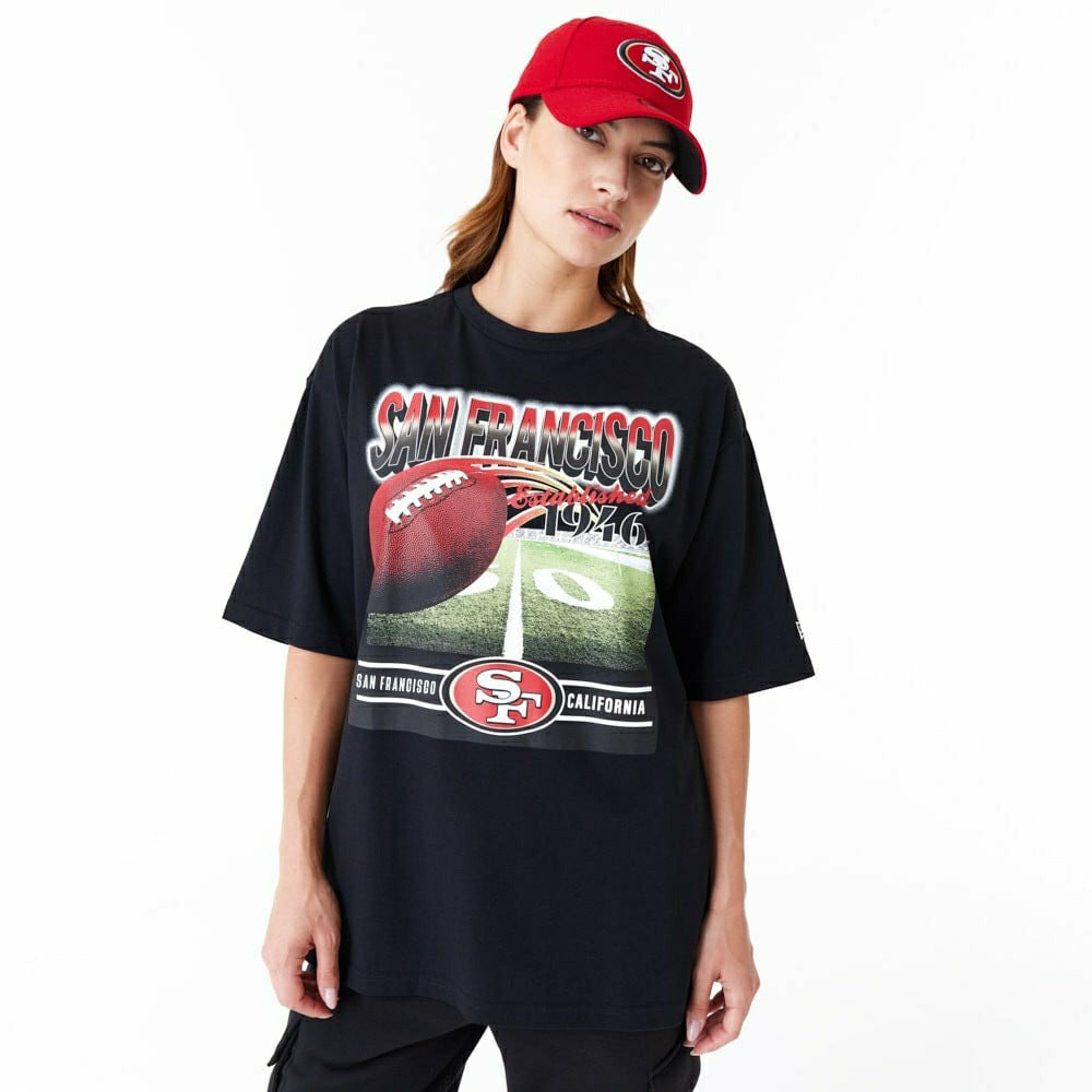 San Francisco 49ers Field Graphic New Era Oversized NFL T-Shirt Taass US