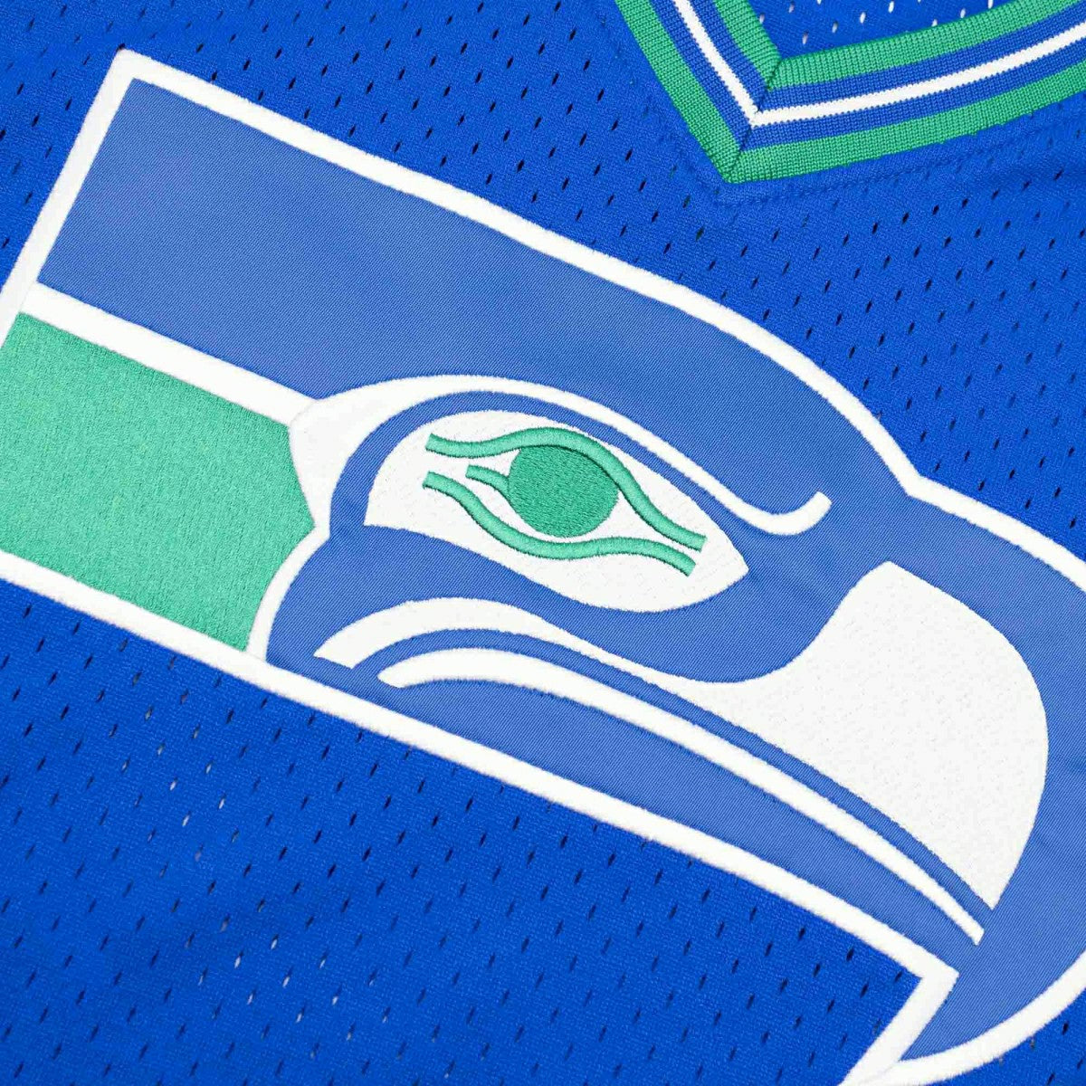 Seattle Seahawks Unbeaten Mitchell & Ness NFL V-Neck Mesh Shirt Blue Taass US
