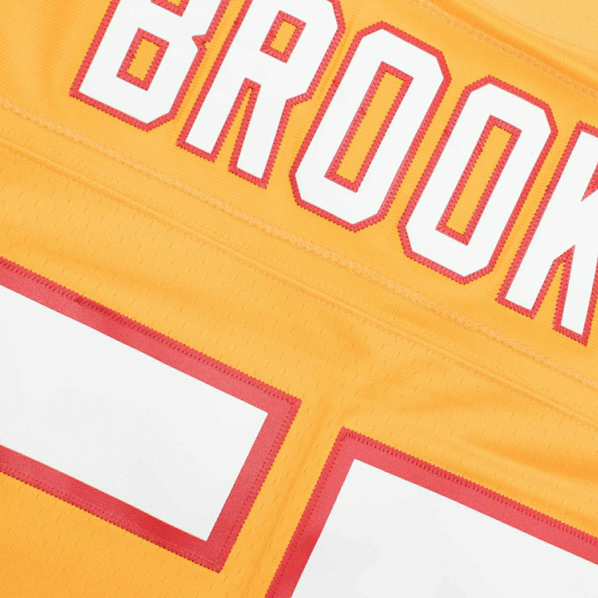 Derrick Brooks #55 Tampa Bay Buccaneers Mitchell & Ness Throwback NFL Jersey Yellow Classic