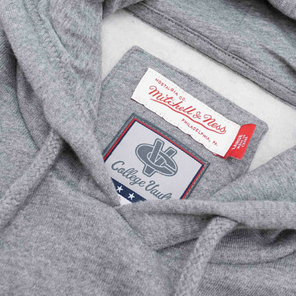 Georgetown Hoyas Head Coach Mitchell & Ness NCAA College Vault Hoodie Taass for sale