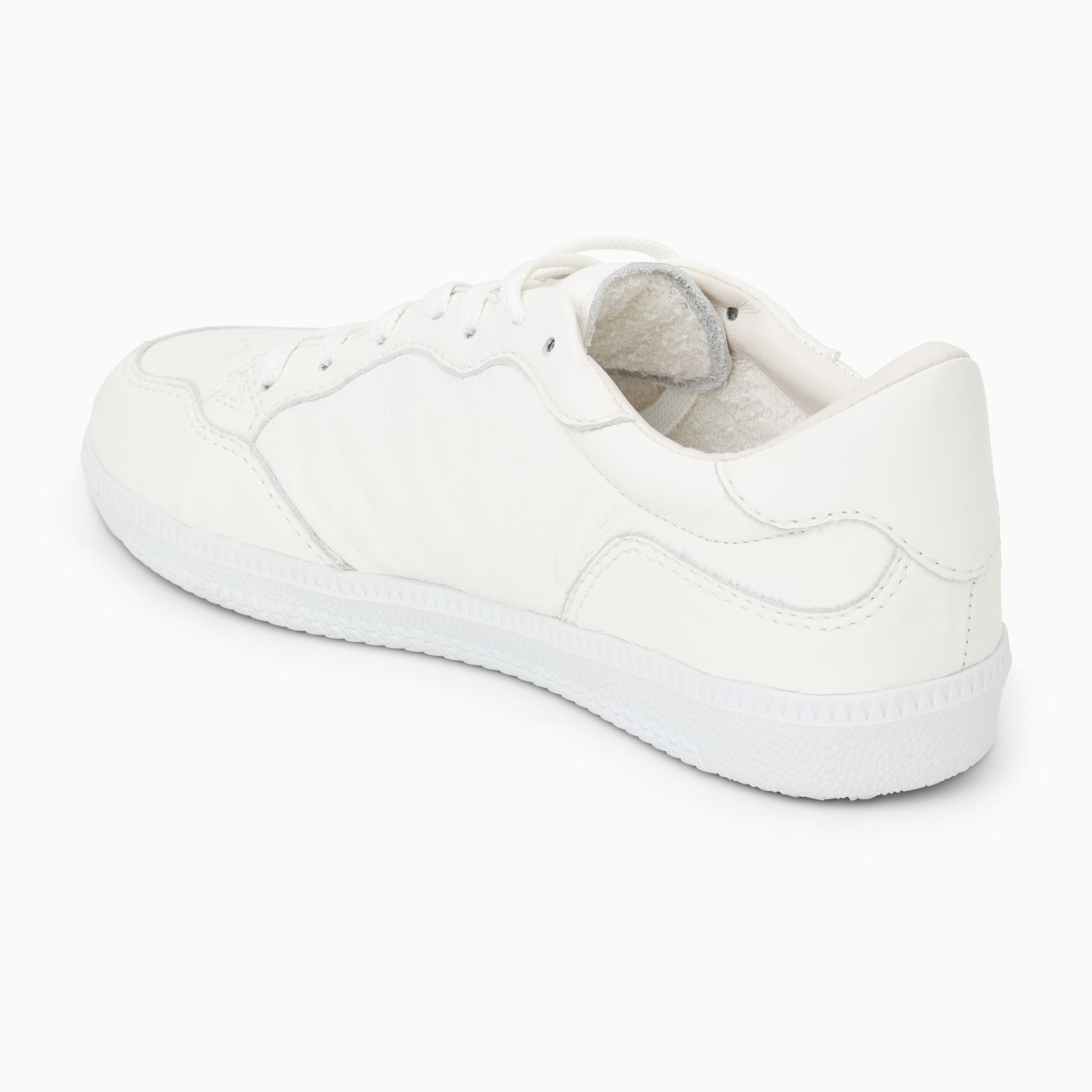 Embroidered Hydrangea Sneaker