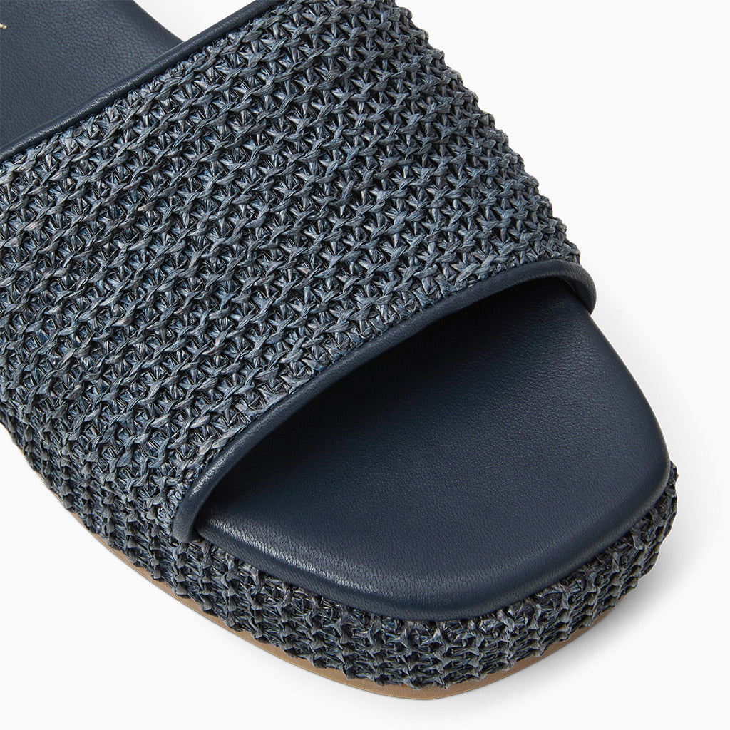 Bay Flatform Slide